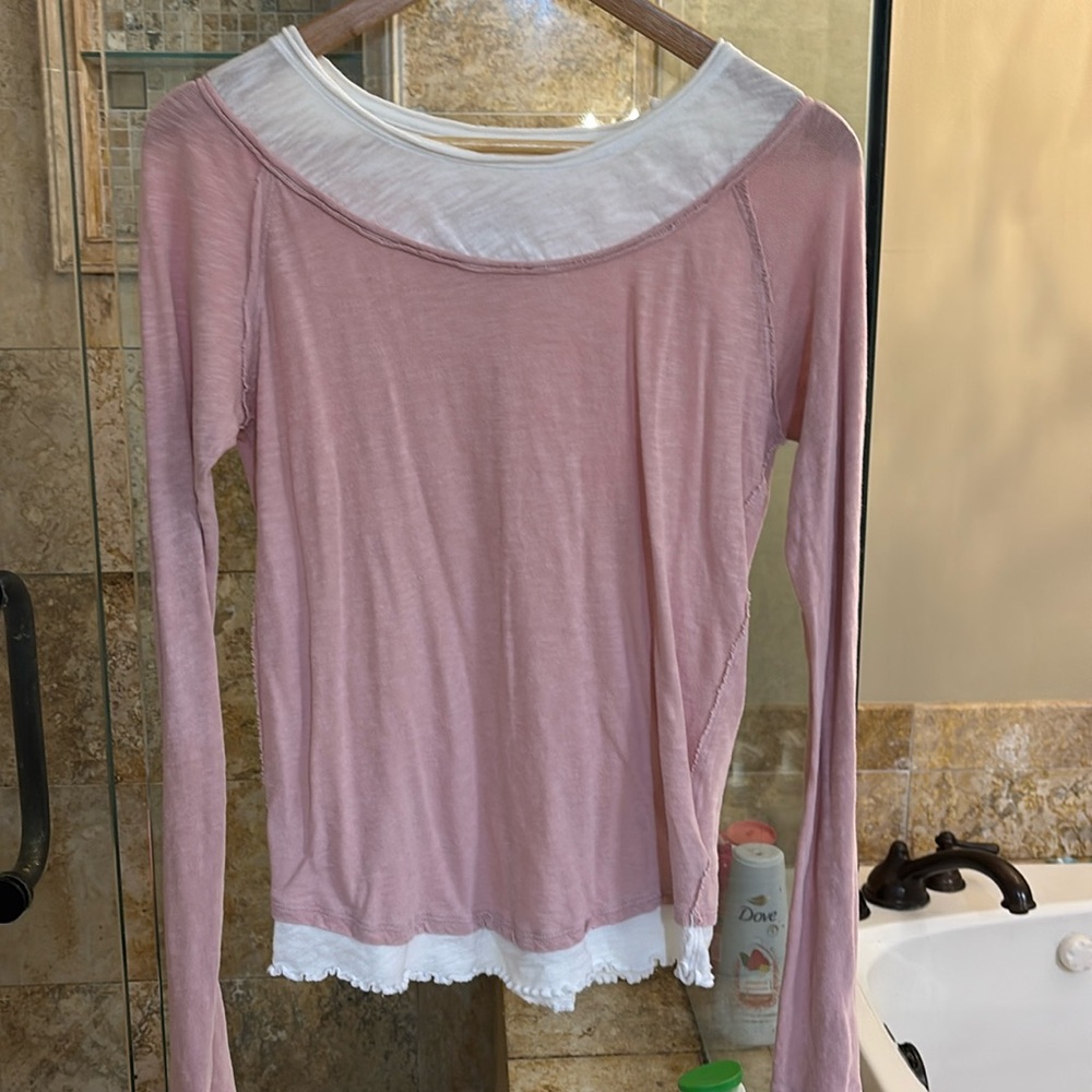 Free People long sleeved Tee shirt Medium